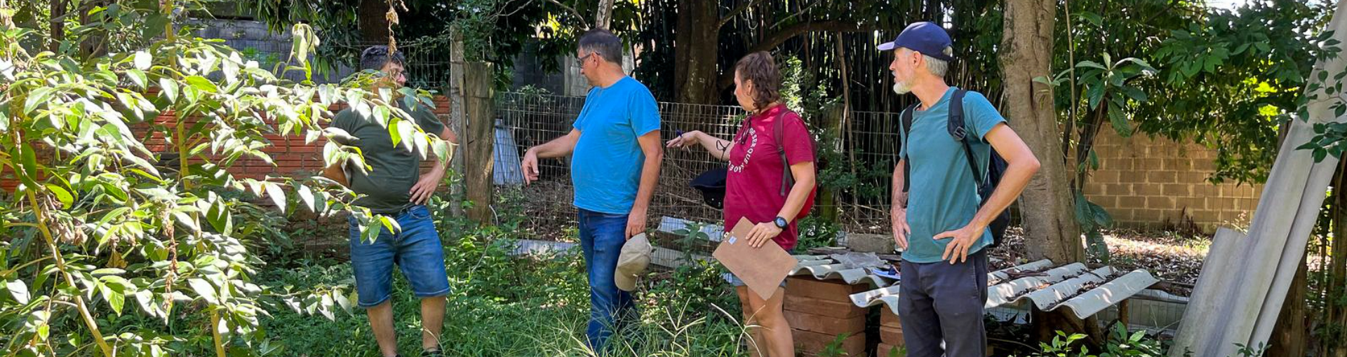 Com visitas técnicas, Frutos da Terra dá início aos desenhos de suas primeiras hortas