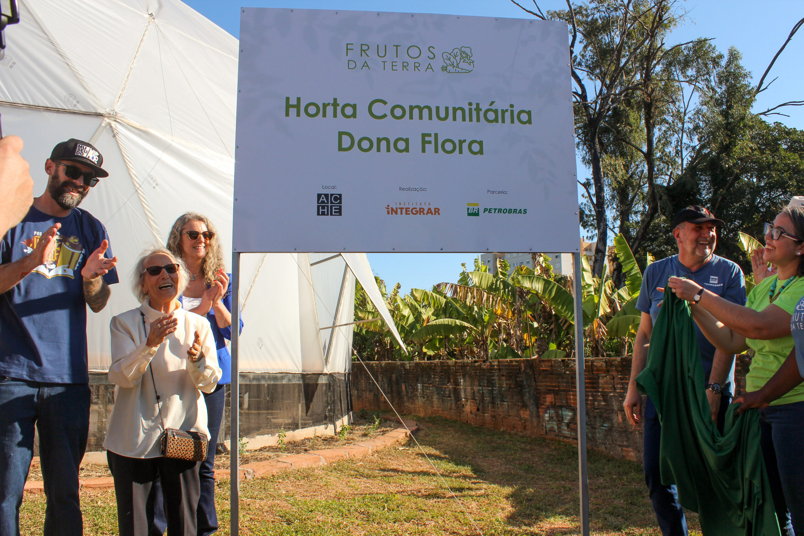 FRUTOS DA TERRA INAUGURA PRIMEIRA HORTA GEODÉSICA DO PROJETO